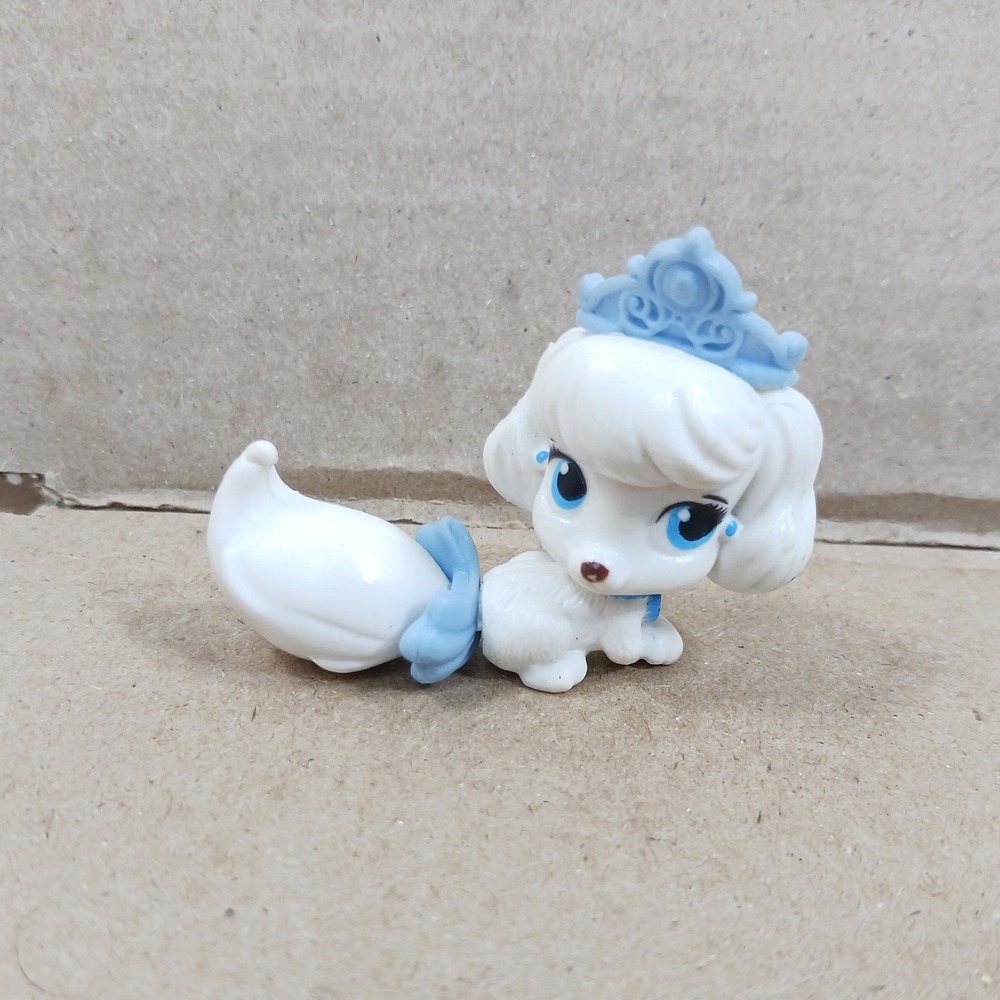 Disney Princess Palace Pets Cinderella Poodle Pumpkin White Blue Tiara Figure